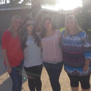 Meet your Posher, Chloe